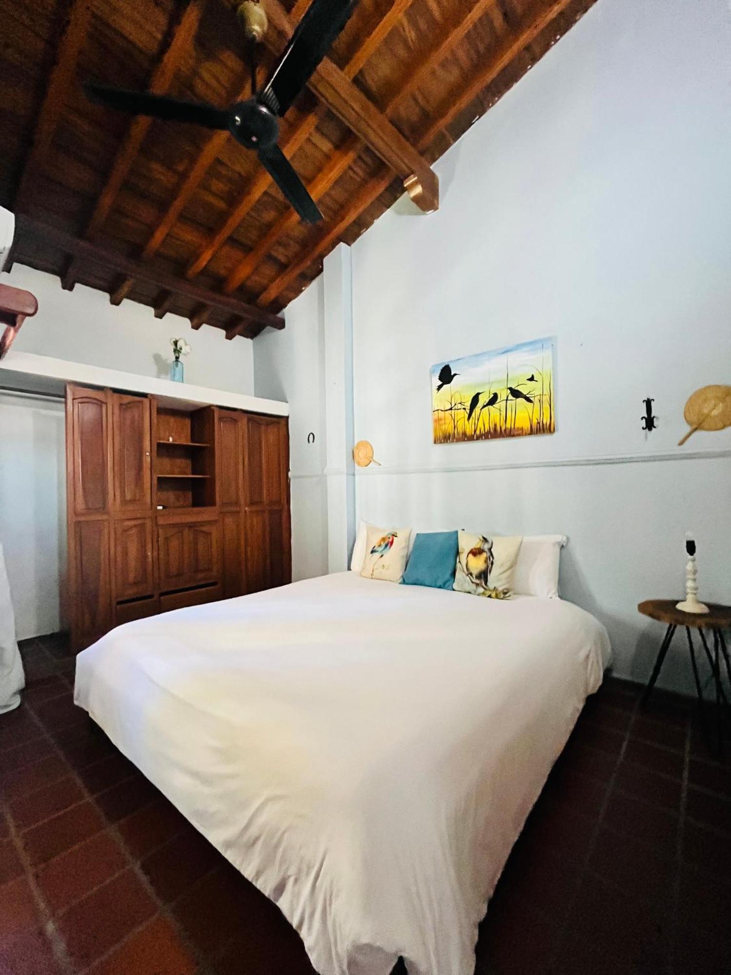 Casa Isabelita Hotel Mompos Exterior photo