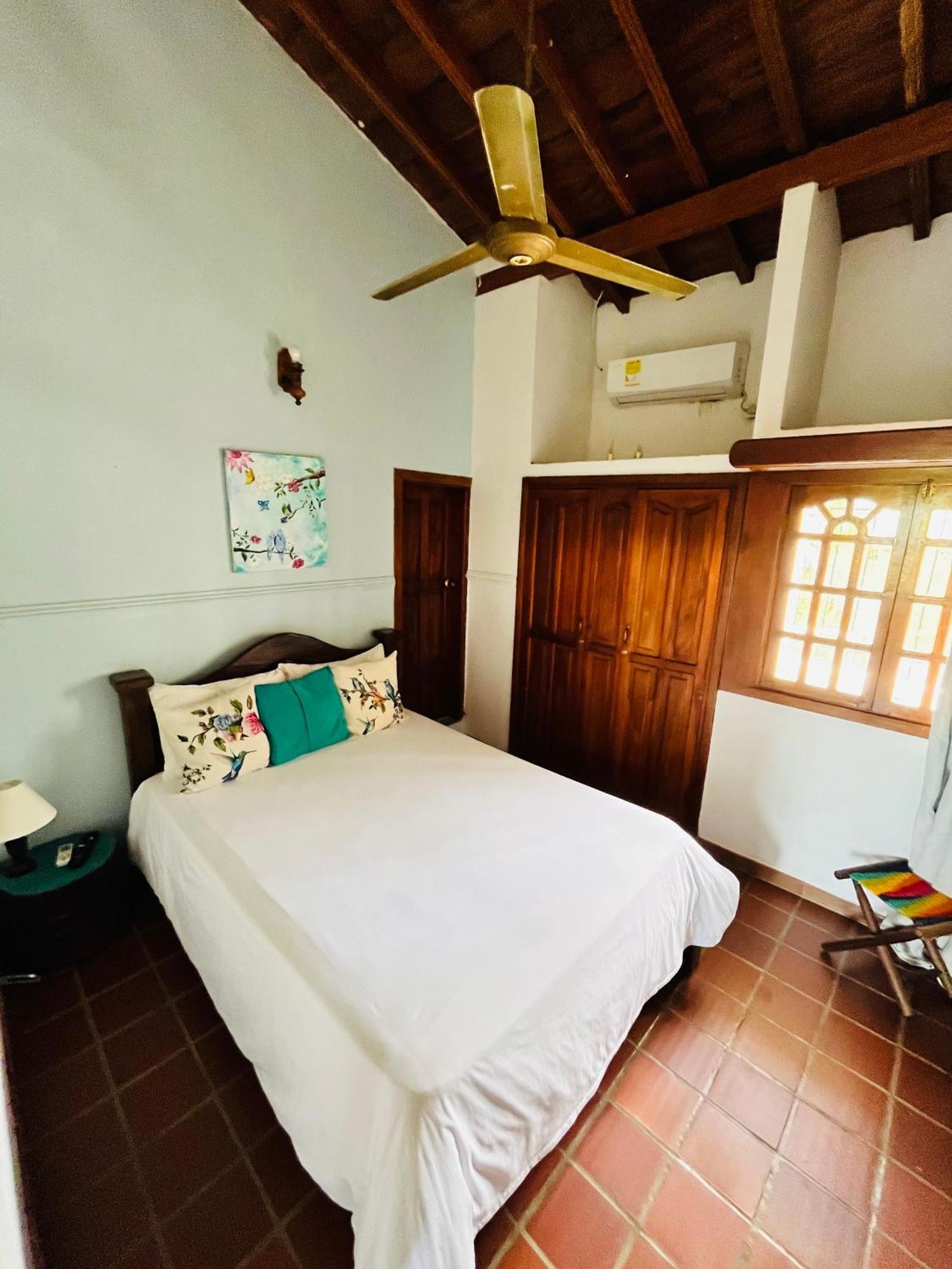 Casa Isabelita Hotel Mompos Exterior photo